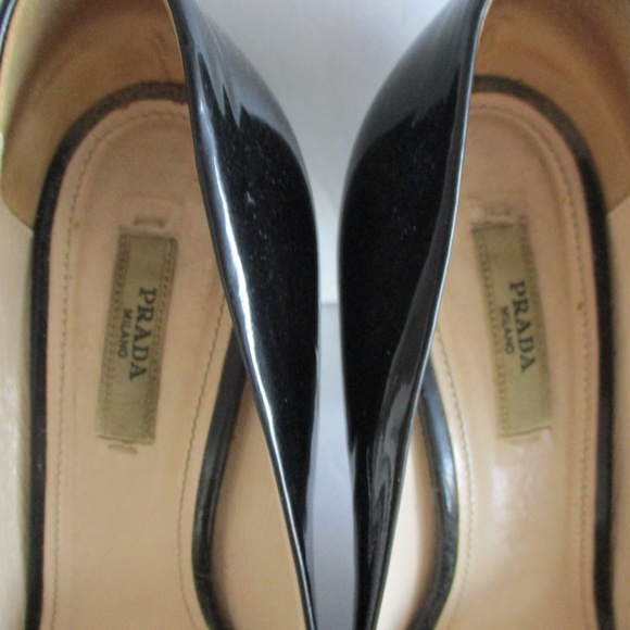 PRADA SHOES PUMP CLEAR HEELS PATENT BLACK COLOR SIZE 36 MADE IN ITALY USED COND. - Picture 2 of 16